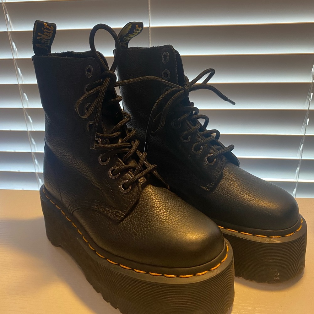 ✨SOLD ON DEPOP✨ Dr. Martens Black Combat Boots with Platform Sole